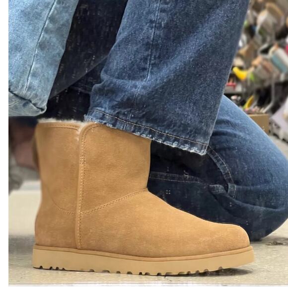 UGG Cory II Shearling Suede Booties Cognac Brown Ankle Boots size 7 - Picture 1 of 9